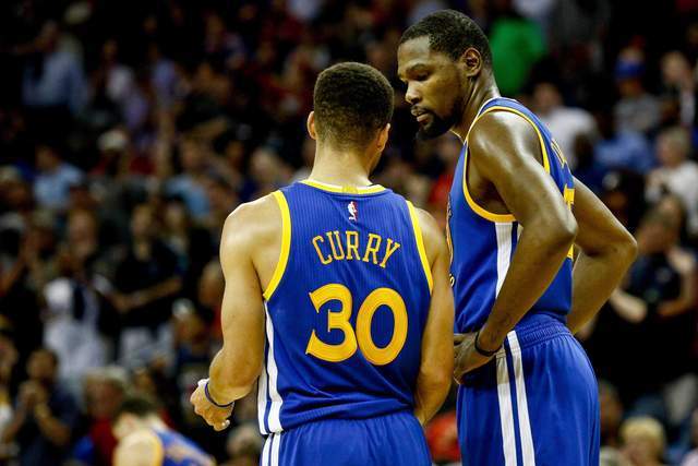 中场运作是 中场运作是